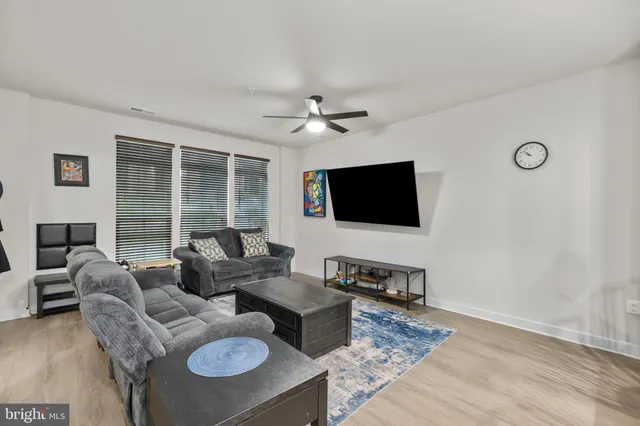 $499,900 | 17379 Harrison Rdg Drive, Dumfries, VA 22026