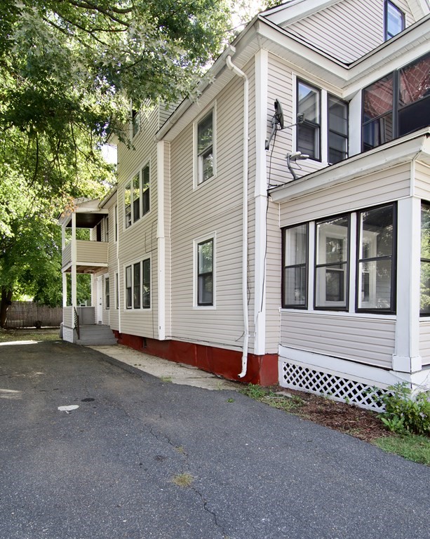 59 Suffolk Street Springfield, MA 01109 - Photo 2 of 41 Gallery Image 2