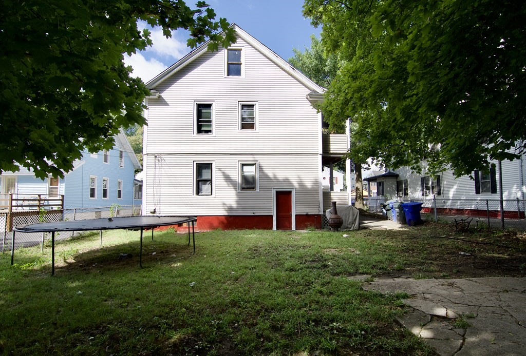 59 Suffolk Street Springfield, MA 01109 - Photo 5 of 41 Gallery Image 5