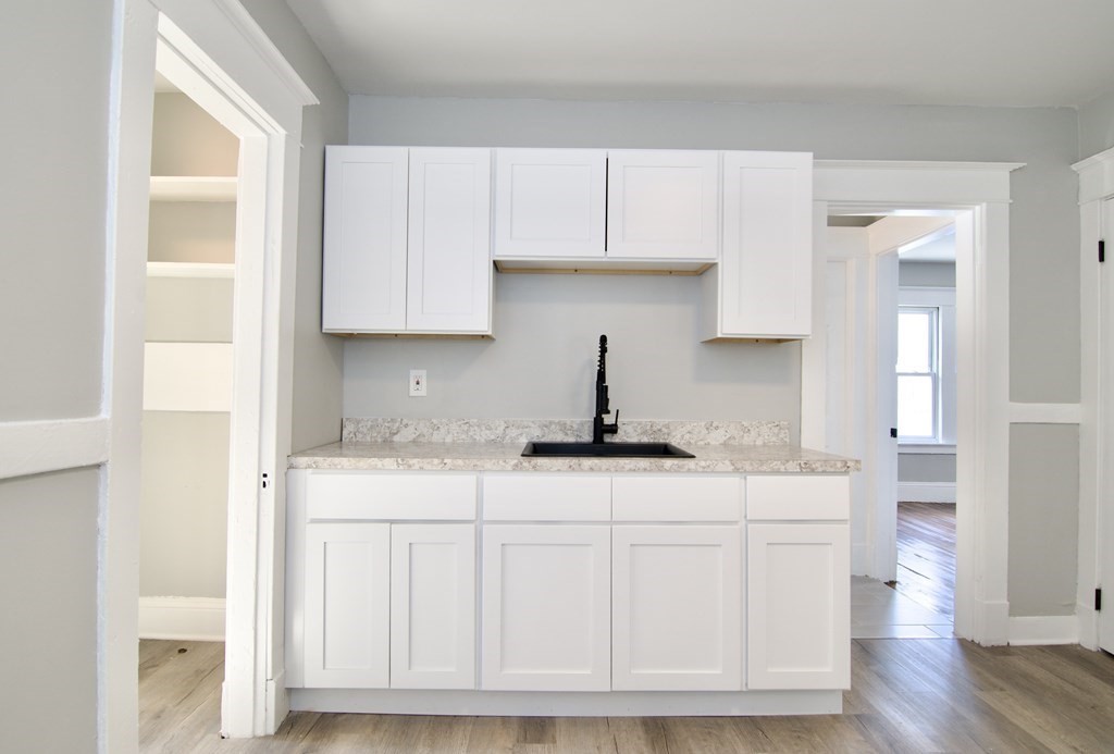 59 Suffolk Street Springfield, MA 01109 - Photo 10 of 41 Gallery Image 10