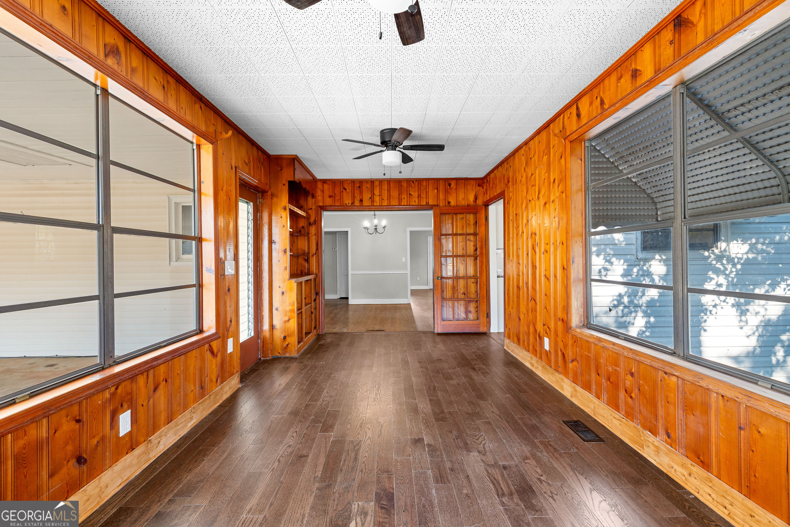 213 N Street Southwest Thomaston, GA 30286 - Photo 15 of 38 a view of an entryway with wooden floor