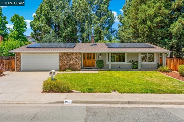 $1,095,999 | 256 Mountaire Circle, Clayton, CA 94517