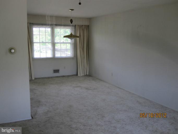 21 Weyfield Court Rosedale, MD 21237 - Photo 19 of 23 Dining Room
