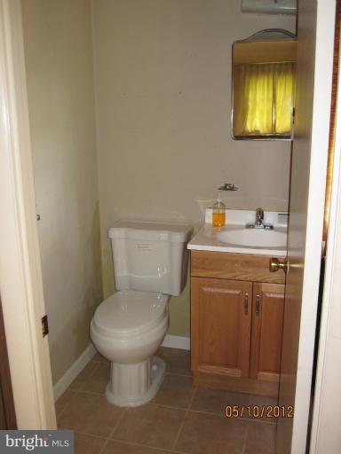 21 Weyfield Court Rosedale, MD 21237 - Photo 22 of 23 Half
