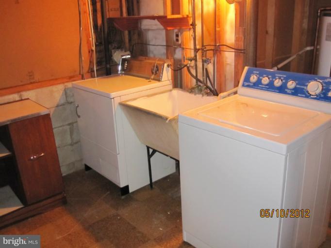 21 Weyfield Court Rosedale, MD 21237 - Photo 6 of 23 Laundry Area