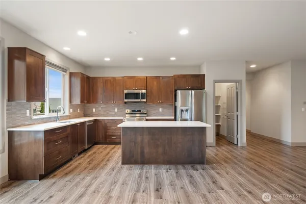 $679,950 | 200 Blue Glacier Loop, Sequim, WA 98382