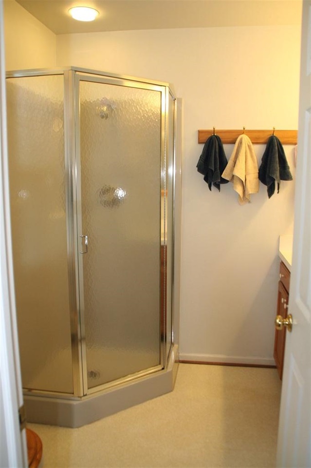 1151 Heatherwoode Road Flint, MI 48532 - Photo 27 of 39 21520639-26.JPG