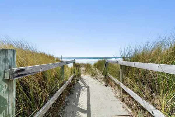 $725,000 | 101 Shell Road, Unit 109, Watsonville, CA 95076