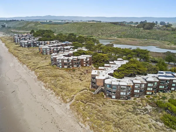 $725,000 | 101 Shell Road, Unit 109, Watsonville, CA 95076