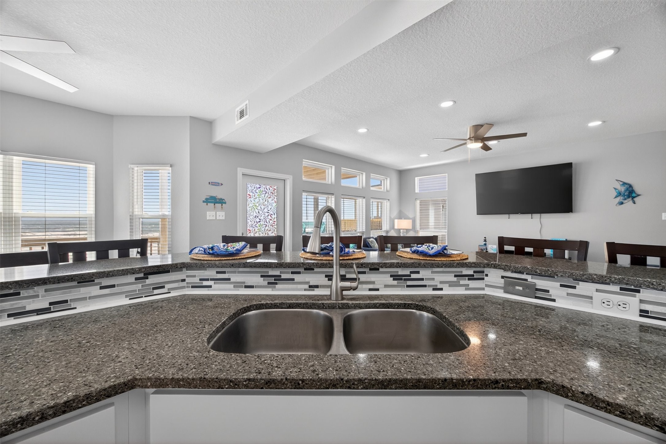 206 Starfish Street Surfside Beach, TX 77541 - Photo 22 of 48