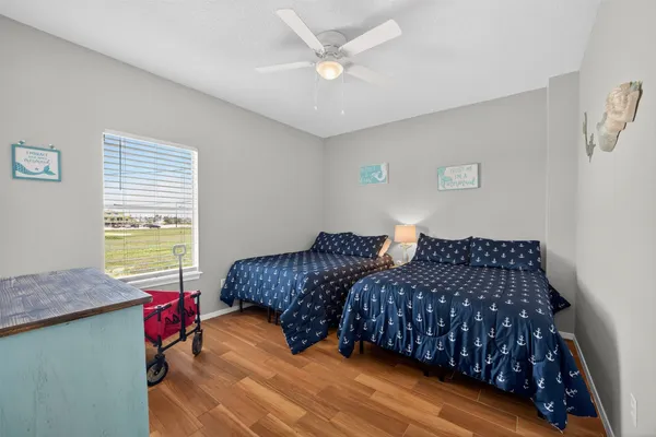 $950,000 | 206 Starfish Street, Surfside Beach, TX 77541