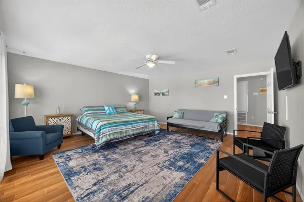 $950,000 | 206 Starfish Street, Surfside Beach, TX 77541