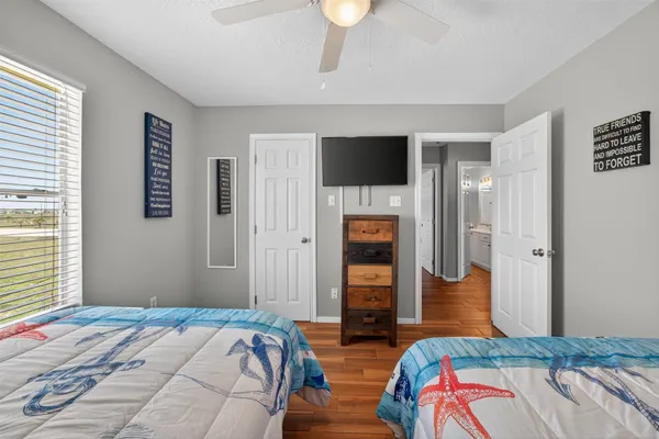 $950,000 | 206 Starfish Street, Surfside Beach, TX 77541