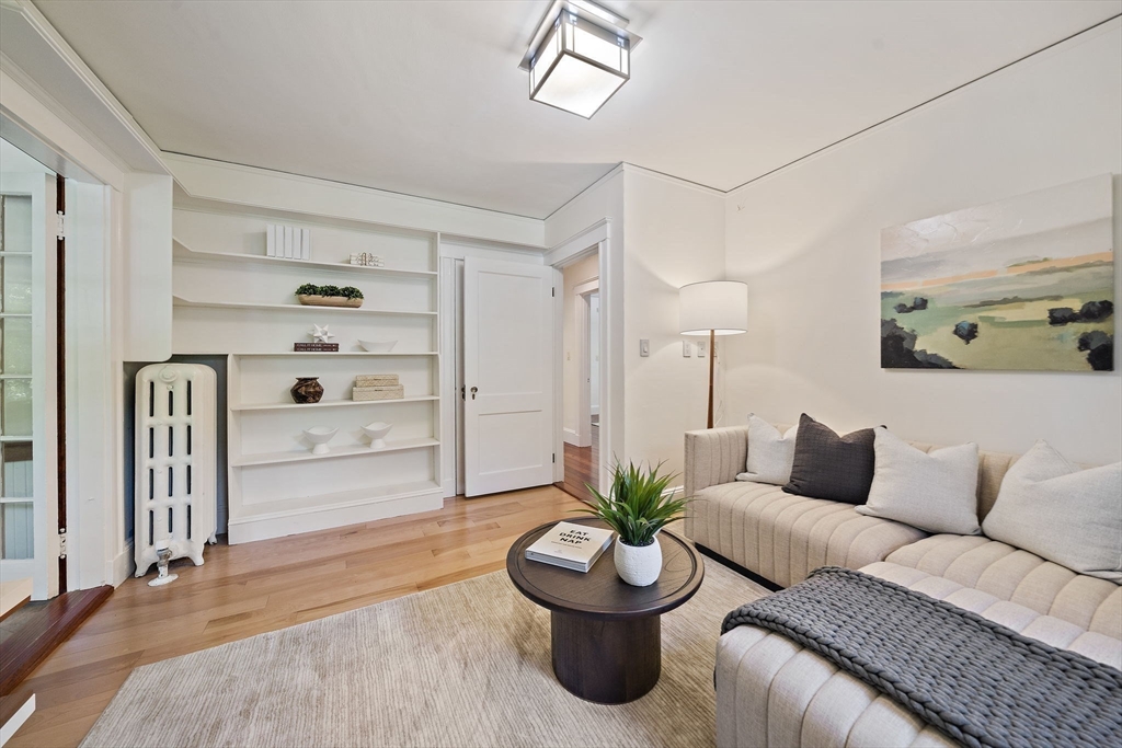 26 Hillside Road Newton, MA 02461 - Photo 11 of 36