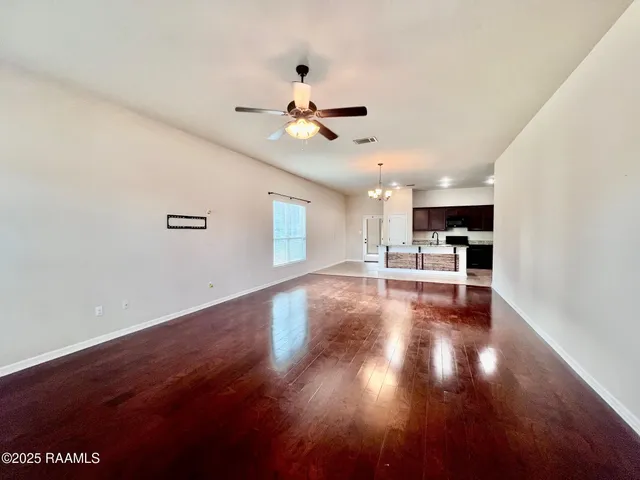 $1,795 | 303 Ouachita Drive, Lafayette, LA 70506