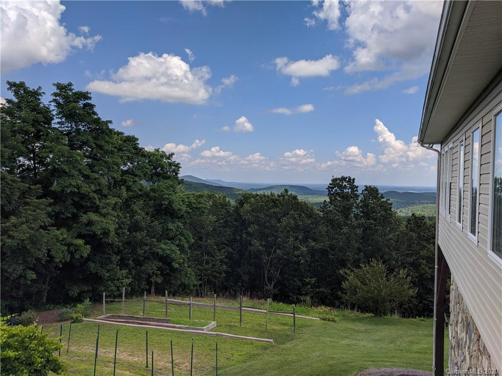4228 Rocky Road Valdese, NC 28690 - Photo 17 of 23 Gallery Image 17