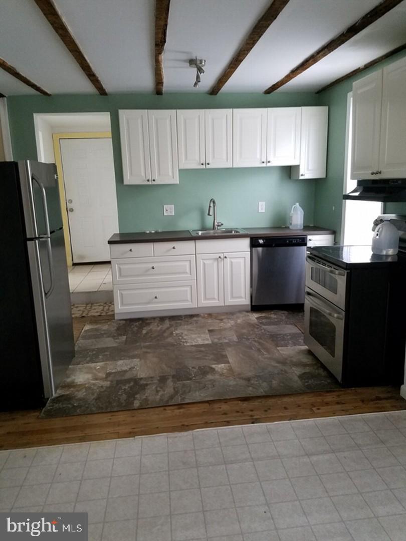 375 Springvale Road Red Lion, PA 17356 - Photo 2 of 6