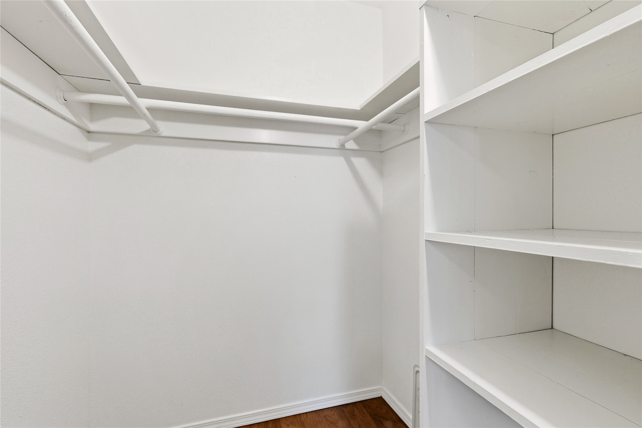2503 McCue Road, Unit 10 Houston, TX 77056 - Photo 13 of 20 Walkin closet with shelves