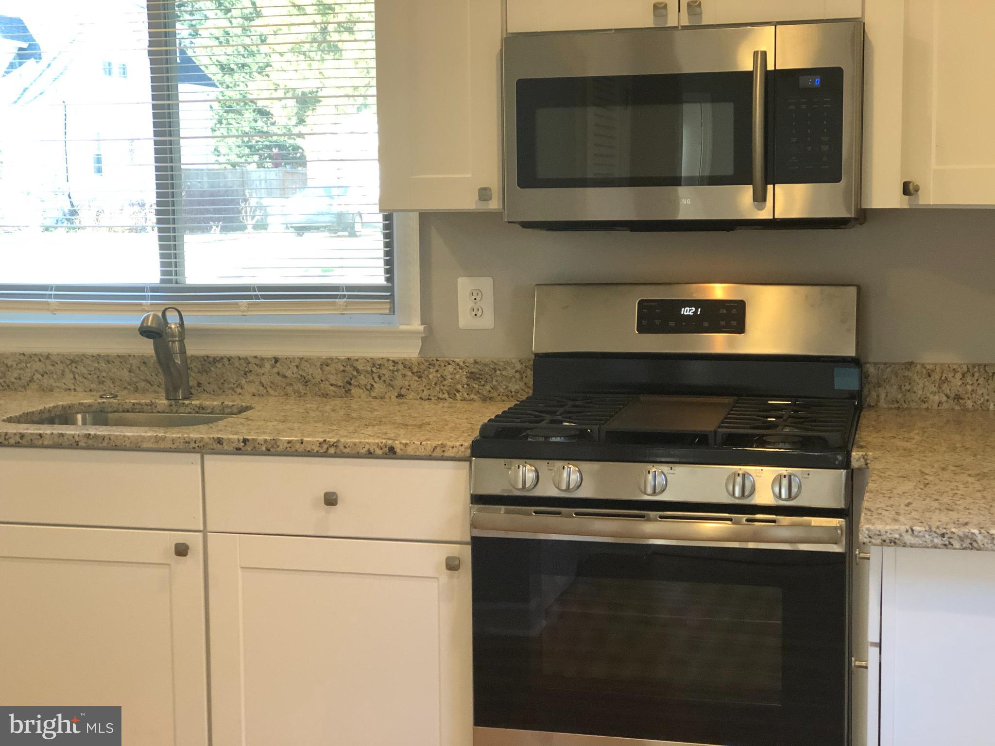 9925 Sutherland Road Silver Spring, MD 20901 - Photo 6 of 13 New Appliances