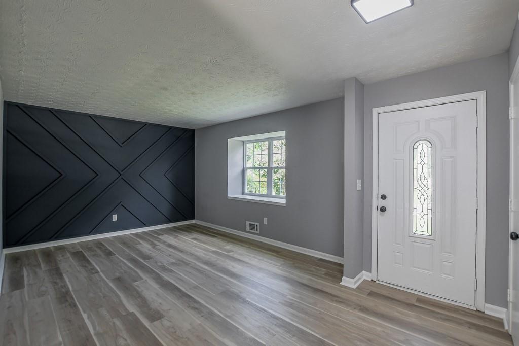 9301 Settlers Grove Road Northeast Covington, GA 30014 - Photo 5 of 38