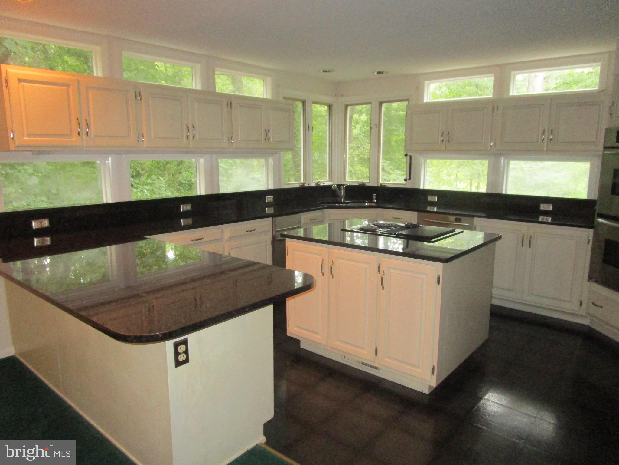 1581 Comanche Road Arnold, MD 21012 - Photo 15 of 18 Kitchen