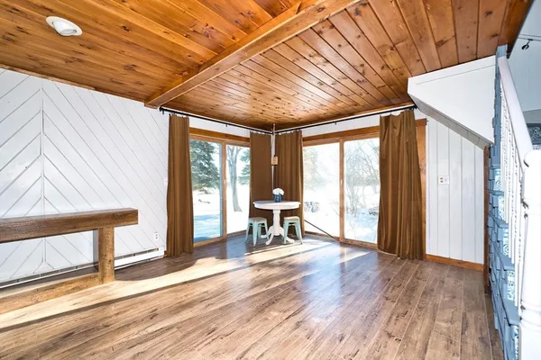 $479,000 | 2 Oneil Road, Somerset, MA 02725