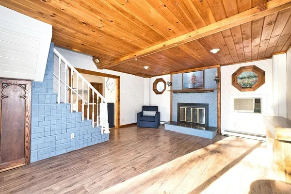 $479,000 | 2 Oneil Road, Somerset, MA 02725