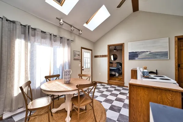 $479,000 | 2 Oneil Road, Somerset, MA 02725