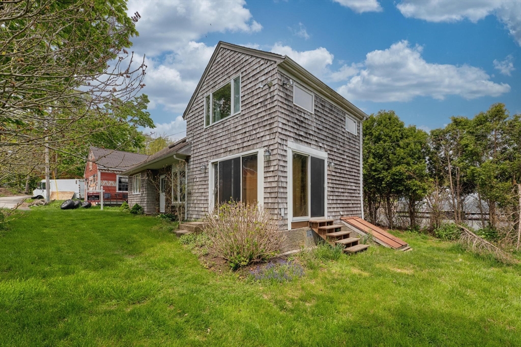 2 Oneil Road Somerset, MA 02725 - Photo 3 of 39