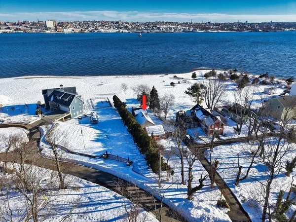 $479,000 | 2 Oneil Road, Somerset, MA 02725