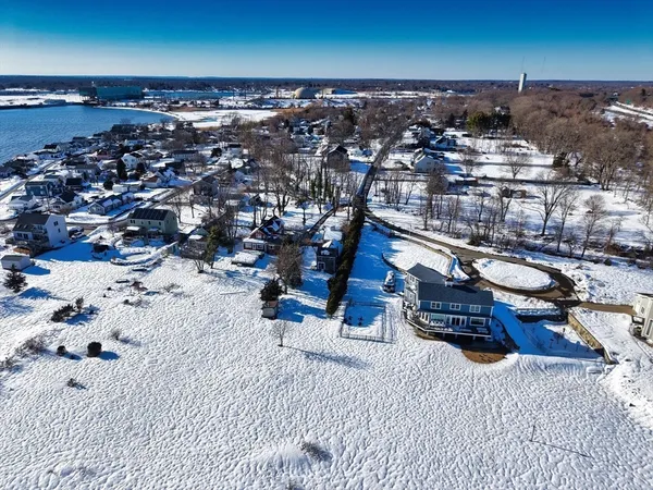 $479,000 | 2 Oneil Road, Somerset, MA 02725