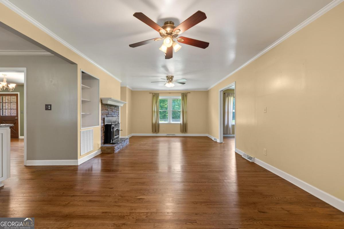 342 Dennis Station Road Southwest Eatonton, GA 31024 - Photo 17 of 43