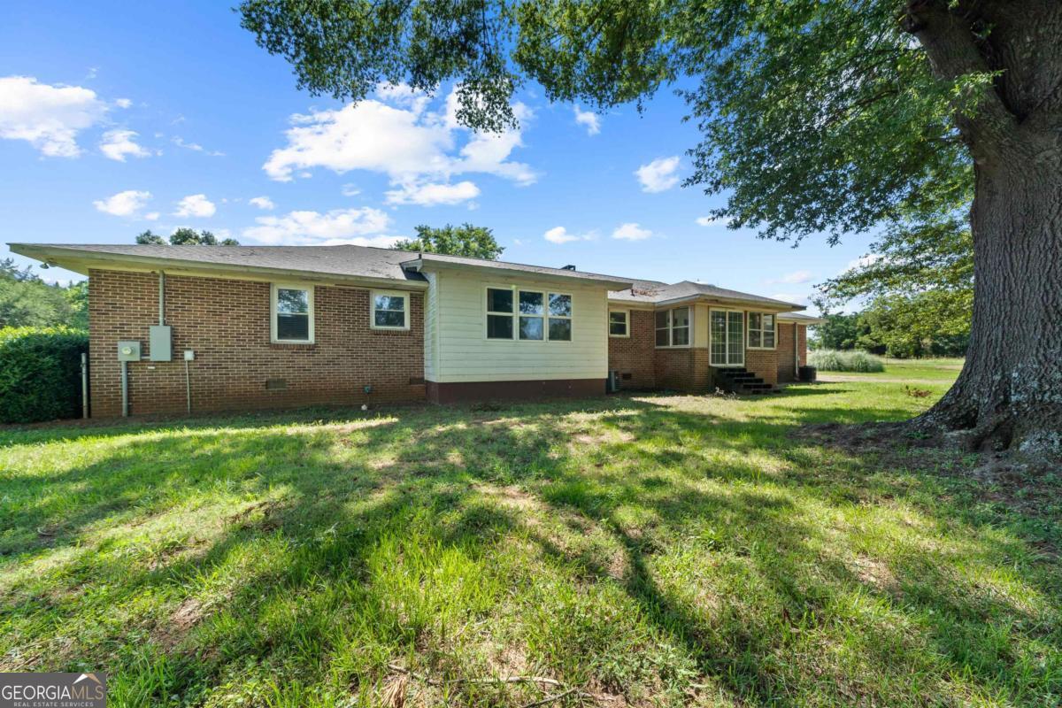 342 Dennis Station Road Southwest Eatonton, GA 31024 - Photo 40 of 43