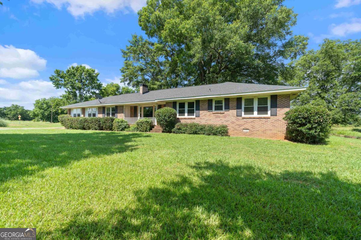 342 Dennis Station Road Southwest Eatonton, GA 31024 - Photo 6 of 43