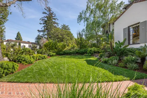 $5,750,000 | 973 Baileyana Road, Hillsborough, CA 94010