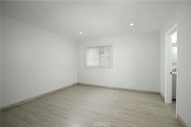 $549,000 | 10214 Samoa Avenue, Unit 25, Tujunga, CA 91042