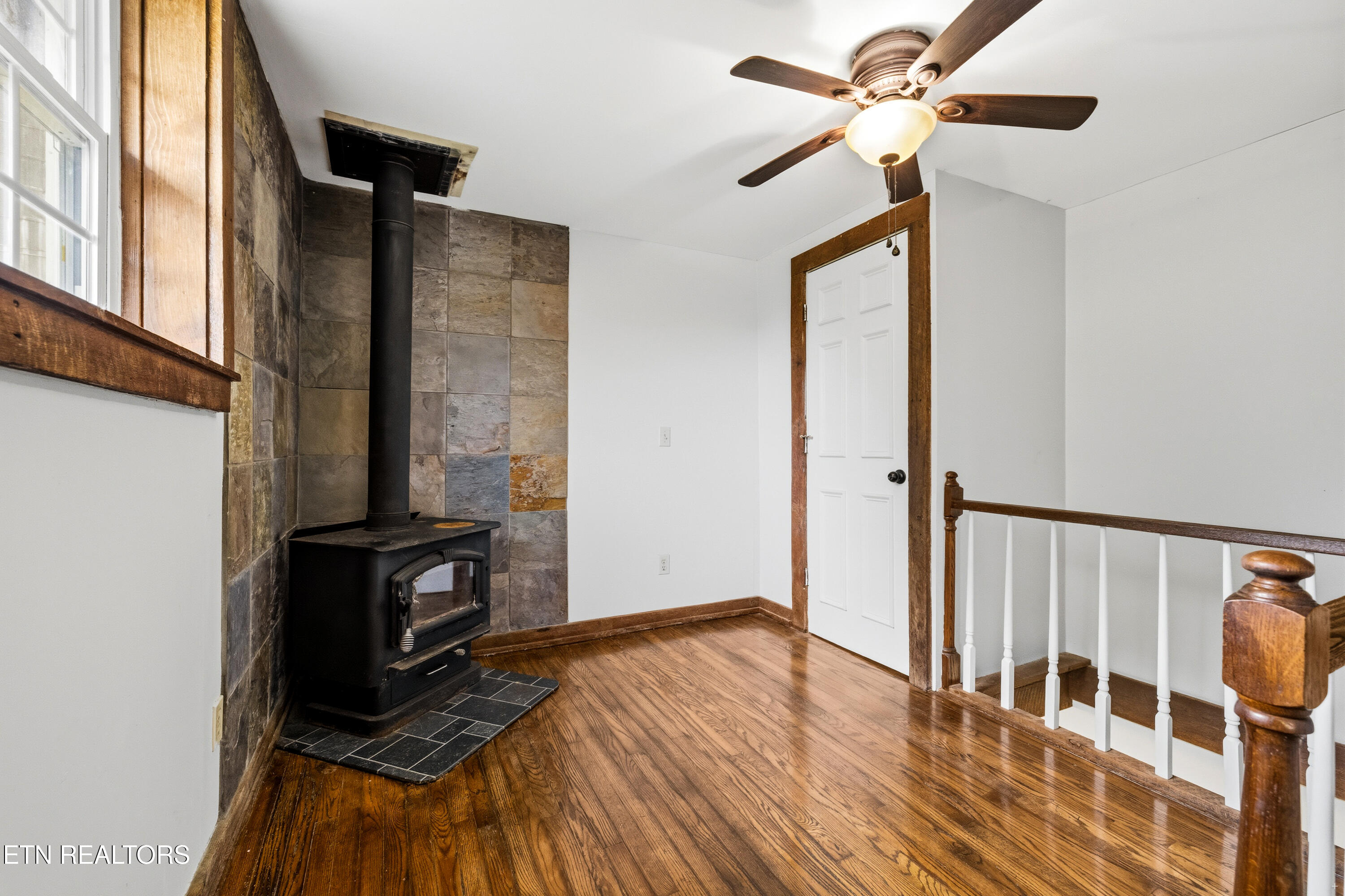 1640 Munsey Hatcher Road Seymour, TN 37865 - Photo 49 of 60 Living Area
