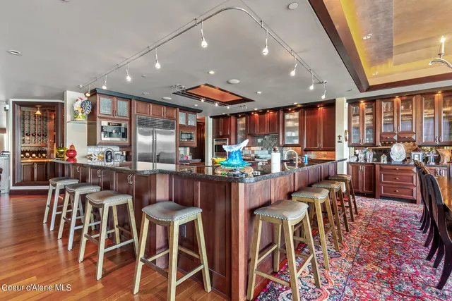 $5,200,000 | 2022 South Island Green Drive, Coeur D'Alene, ID 83814