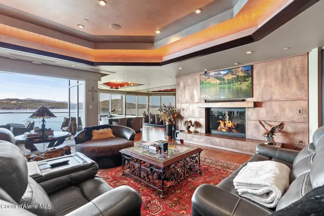 $5,200,000 | 2022 South Island Green Drive, Coeur D'Alene, ID 83814