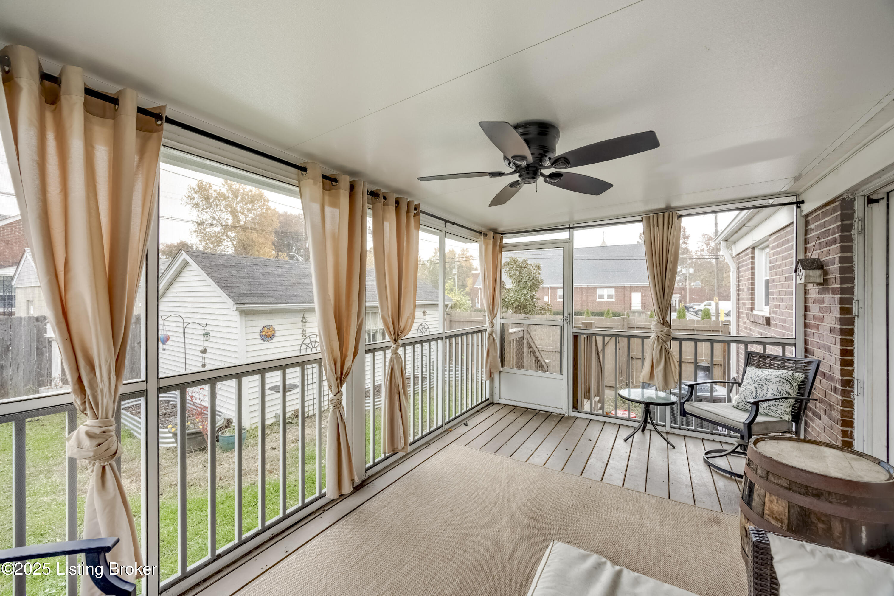 1033 Greenleaf Road Louisville, KY 40213 - Photo 22 of 54 22