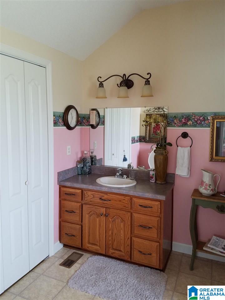1479 Moore Road Altoona, AL 35952 - Photo 14 of 41