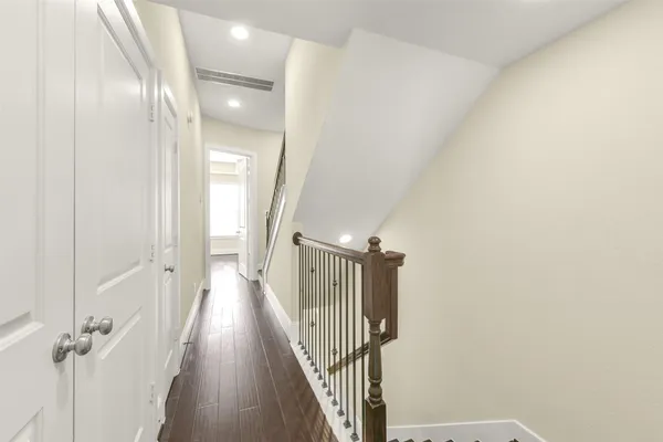 $554,900 | 734 North Shepherd Drive, Houston, TX 77007