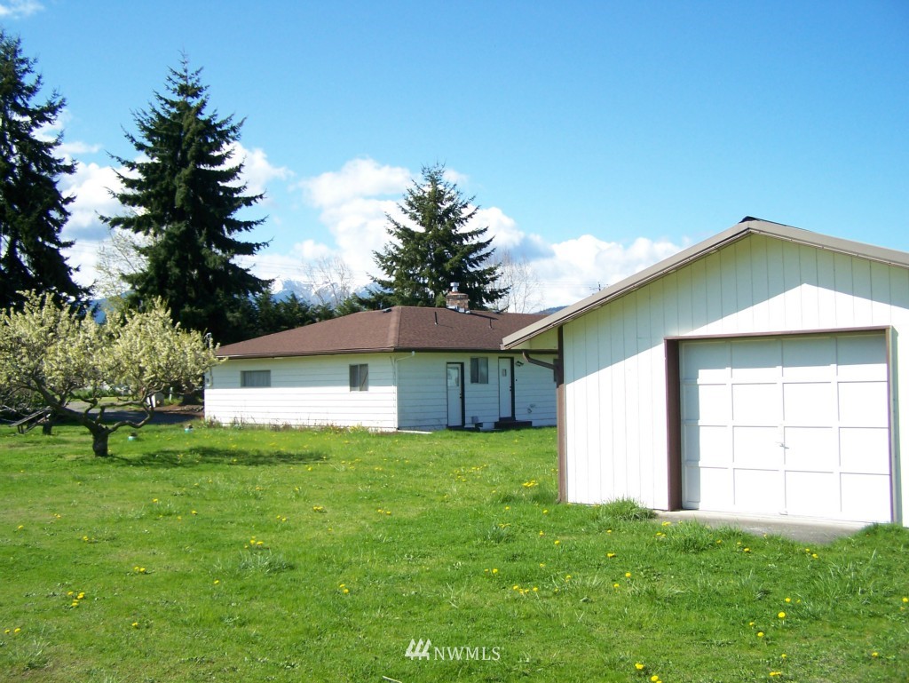 423 East Silberhorn Road Sequim, WA 98382 - Photo 4 of 7