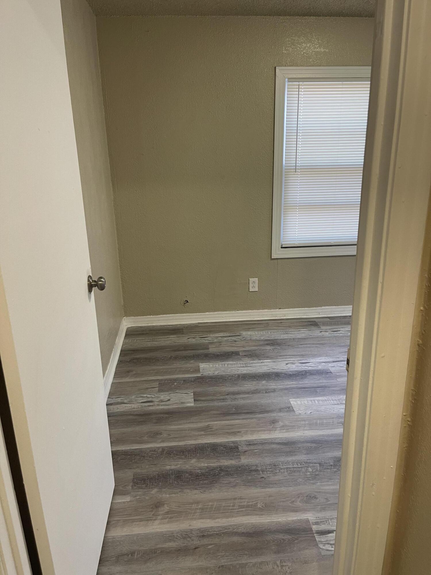 2310 38th Street Lubbock, TX 79412 - Photo 14 of 21 7