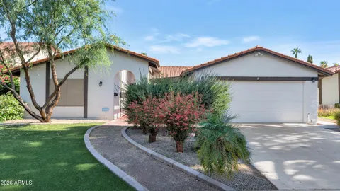 $645,000 | 1536 East Edgewater Drive, Tempe, AZ 85283