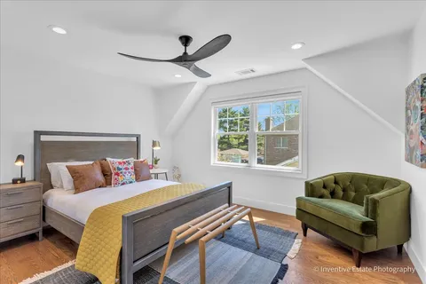 $1,500,000 | 305 Clinton Avenue, Elmhurst, IL 60126