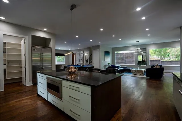 $1,300,000 | 1099 Vista Trail Northeast, Atlanta, GA 30324