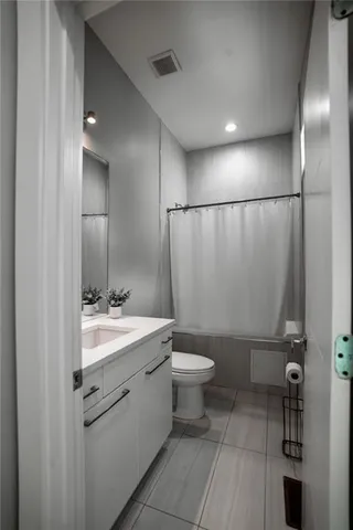 $1,300,000 | 1099 Vista Trail Northeast, Atlanta, GA 30324