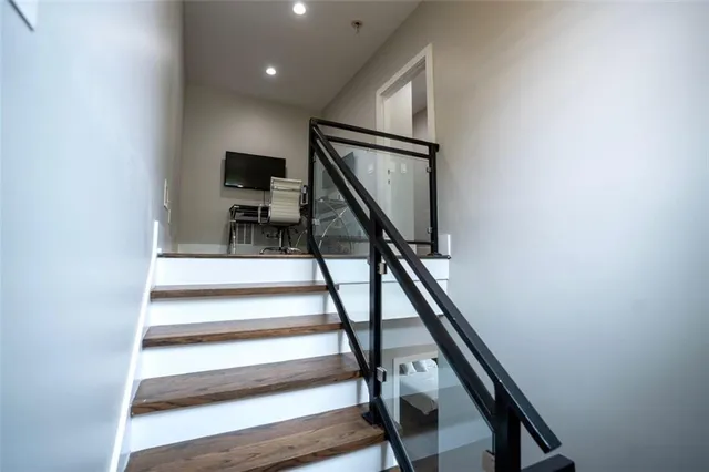 $1,300,000 | 1099 Vista Trail Northeast, Atlanta, GA 30324