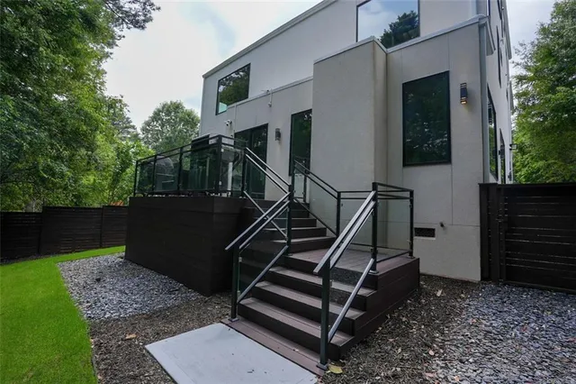 $1,300,000 | 1099 Vista Trail Northeast, Atlanta, GA 30324